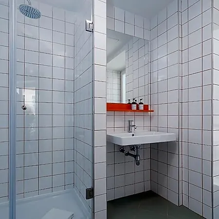 Hostel Boavista 83