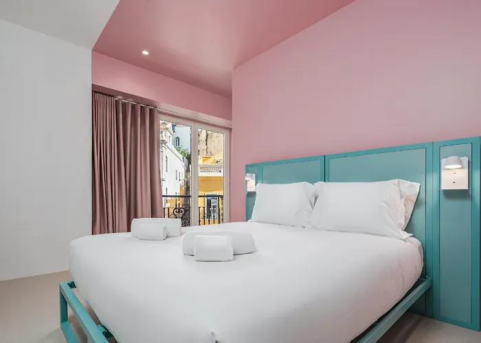Hostel Boavista 83 *